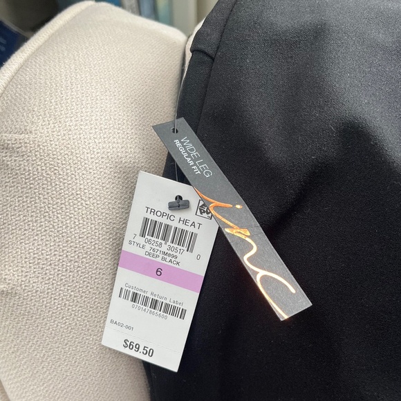 Dress pants - Picture 3 of 3